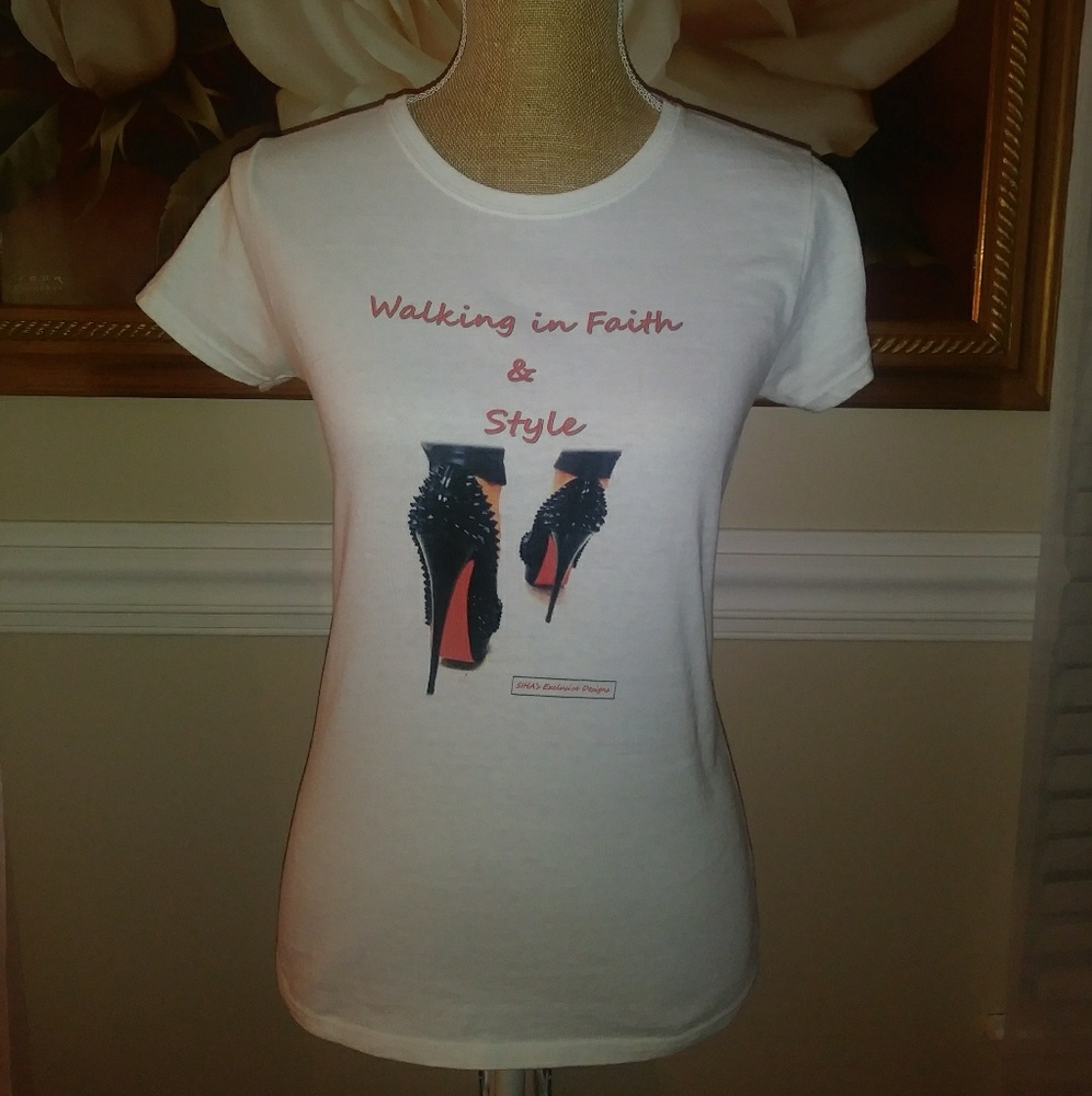 Ladies T-Shirt 👕